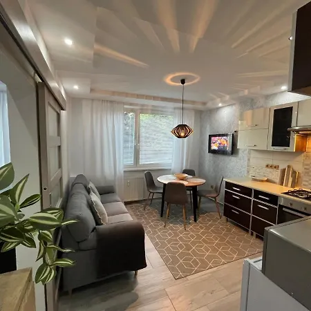Luna Apartman *